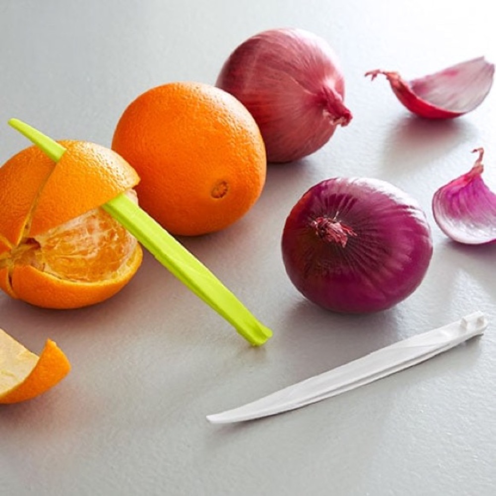 Pampered Chef Citrus and Onion Peeler Set